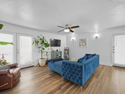 5927 E University Blvd APT 221