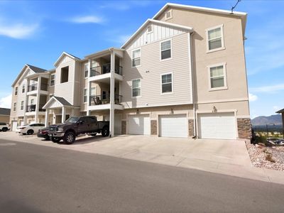 14643 S McKellen Dr #101