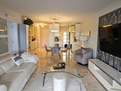 1118 Lake Terrace #212