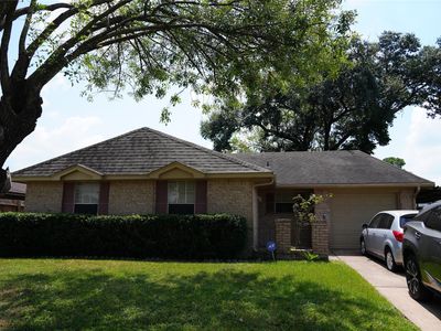 1439 Saddle Rock Dr