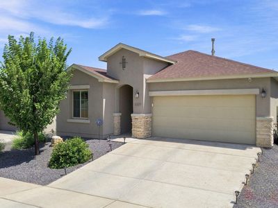 6329 Kestrel Dr NE