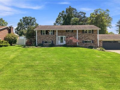 312 Maple Dr