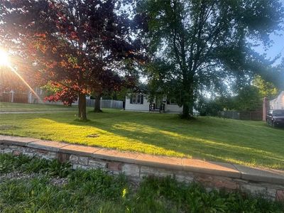 1000 W 27th St S