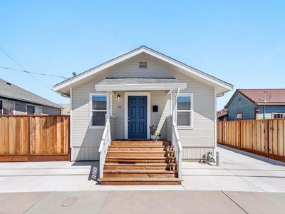 152 Grove St