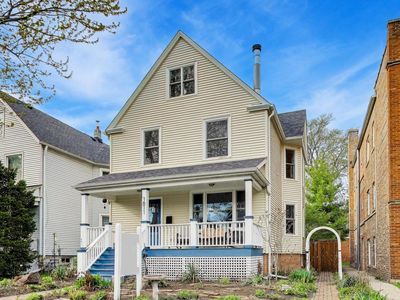 Property at 1811 Greenwood St, Evanston, IL