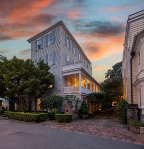 3 Lamboll St