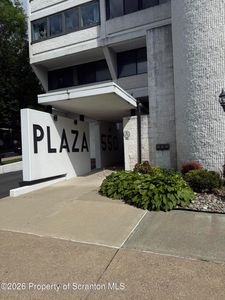 550 Clay Ave APT 10D