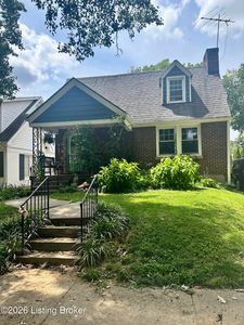 122 S Crestmoor Ave