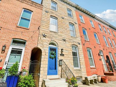 1279 William St