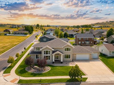 1300 Beargrass Dr