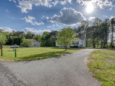 1013 Bradley Rd