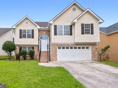 2323 Crimson Creek Ln