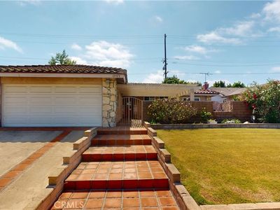 17573 Santa Cristobal St