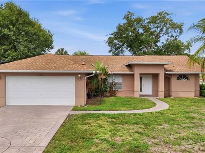 4061 Vine LN