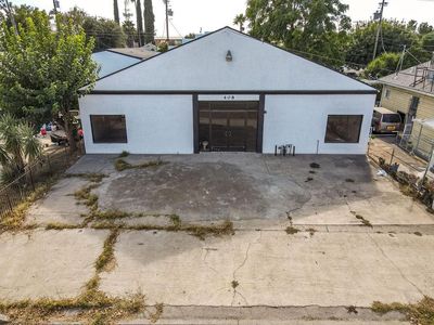 408 S 1st St