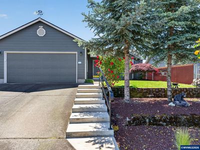 4940 Keiko Ct NE