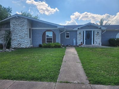 2706 S 104th East Ave