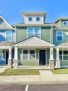 905 Peaceful Pl