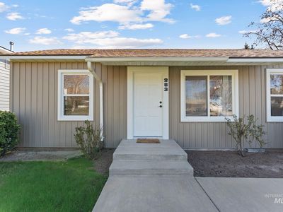 Property at 283 E Avenue B, Wendell, ID