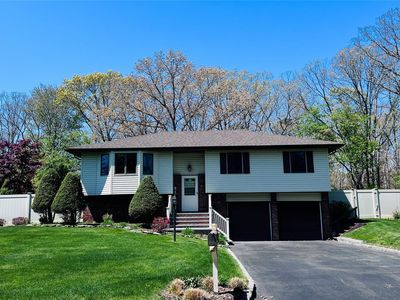 84 Henearly Drive