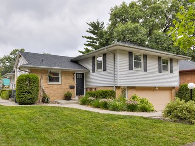 2504 48th Pl