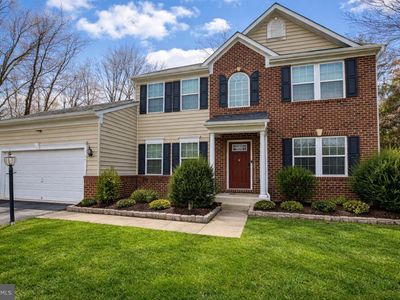 11 Braewood Dr