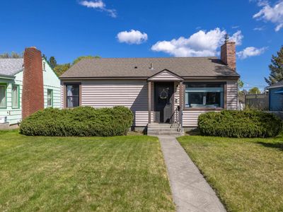 2324 W Providence Ave
