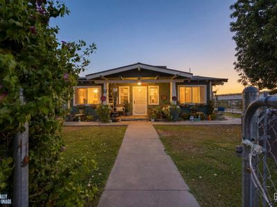 211 Eureka St