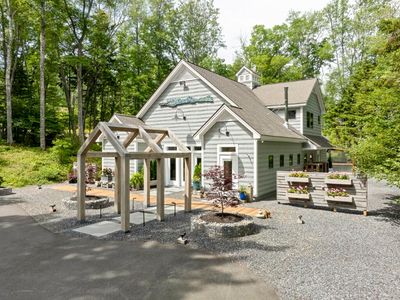98 Meadow Cove Road