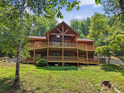 210 Majestic Dr
