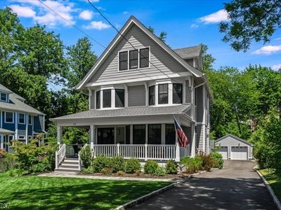 65 Woodland Ave
