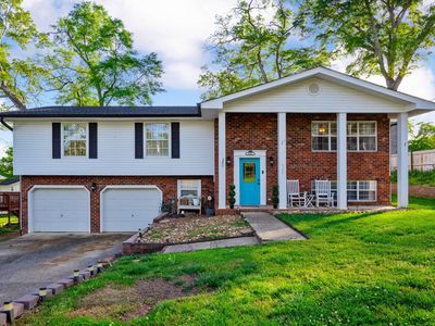 924 Spurling Dr