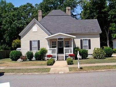 200 Alford St
