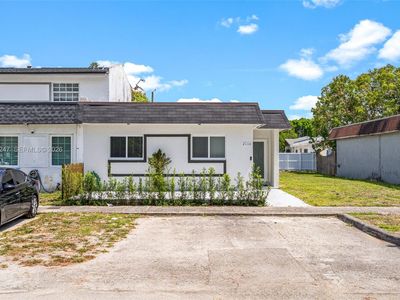 Property at 21110 NW 39th Ave, Miami Gardens, FL
