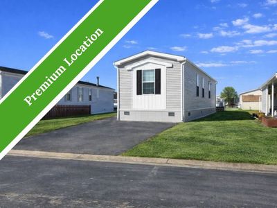 884 Birchwood Dr #884