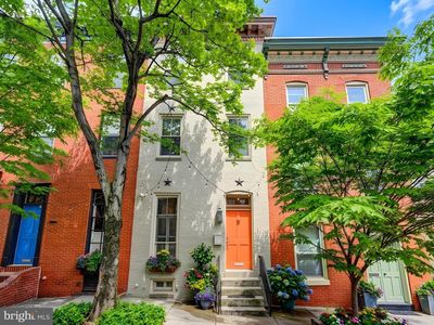 2119 E Lombard St