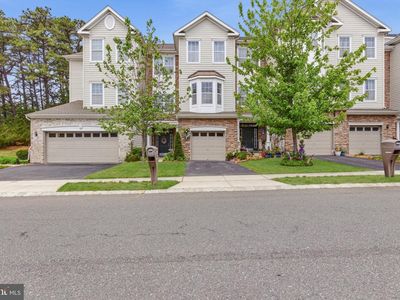 346 Hawthorne Ln