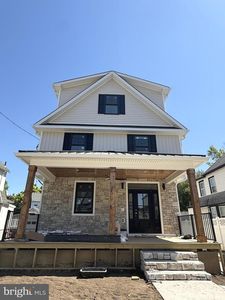 25 Oak Ln
