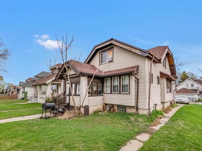 2320 N 47th STREET
