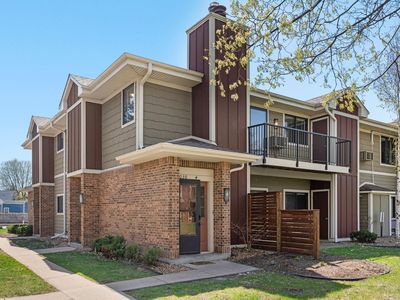 1030 W 66th St APT 4