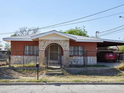 1395 Juanita Dr