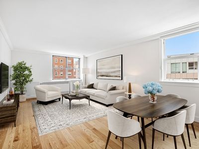 32 Gramercy Park S APT 10A