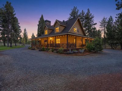 16738 Pine Tree Ln