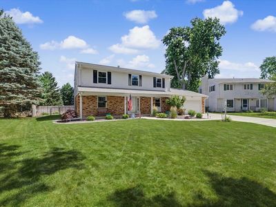 10 Stanford Pl