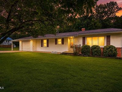 Property at 226 Bank Dr, Fall Branch, TN