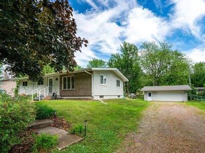 1490 Rainbow Ave
