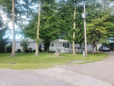 592 N Paradise Dr