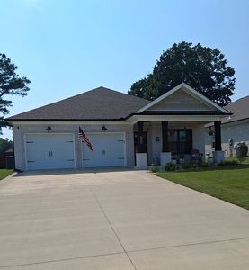 161 Silver Leaf Ln