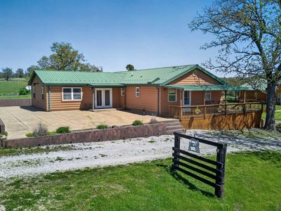 33800 Delta Rd