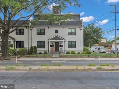1722 W Virginia Ave NE #3
